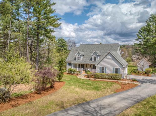 3 Gilmore Ln, Amherst, NH 03031-2133