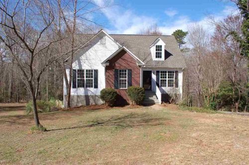 111 Winchester Dr, Roebuck, SC 29376-3432