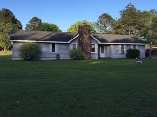 542 Thompson Mill Rd, Bonaire, GA 31005-3546