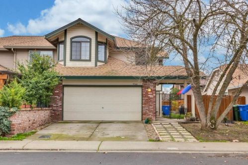 9364 Newington Way, Elk Grove, CA 95758-4439