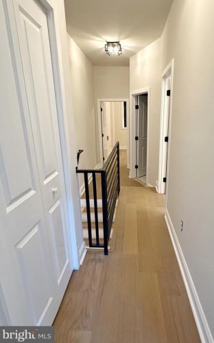 1913 Juniper St, Philadelphia, PA 19148-2217