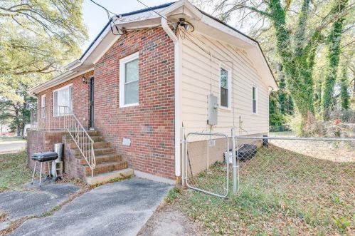 2164 Martin Luther King Jr Dr, Atlanta GA  30310-1134 exterior