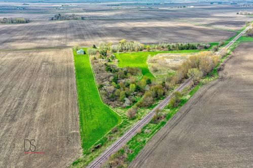 1046 43rd Rd, Rollo, IL 60518-6027
