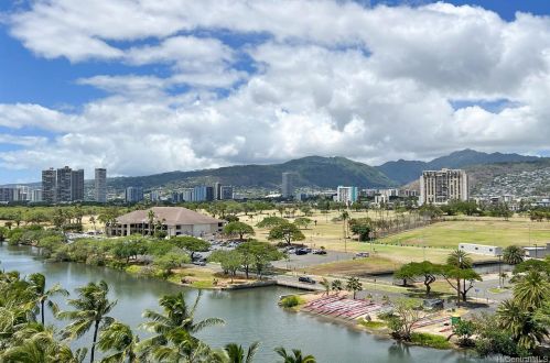 2611 Ala Wai Blvd, Honolulu, HI 96815-3981
