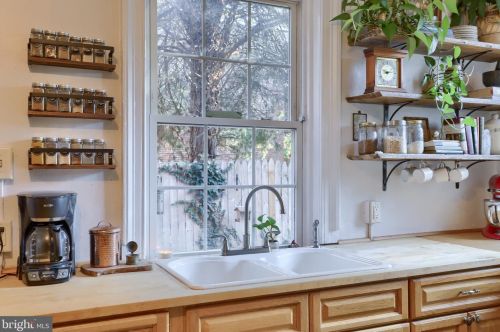 19 Howard Ave, Lancaster PA  17602-3603 exterior