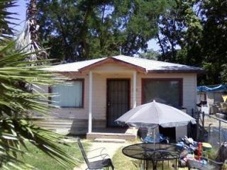 1741 Hillside Dr, Modesto, CA 95354-4230