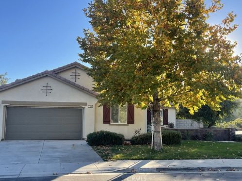 32496 Shadow Canyon Trl, Wildomar, CA 92595-7518