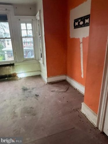 5213 10th St, Philadelphia PA 19123-3819 exterior