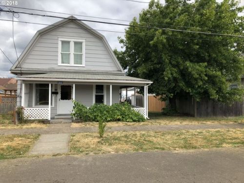 215 Harrison St, Sheridan, OR 97378-1716