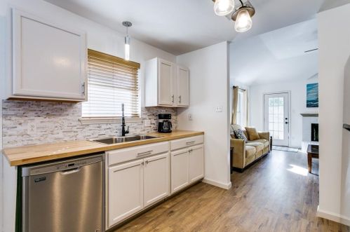 8418 Crystal Ln, Fort Worth TX  76182-3636 exterior