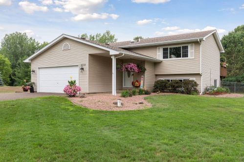 2512 Crosstown Blvd, Anoka, MN 55304-4413