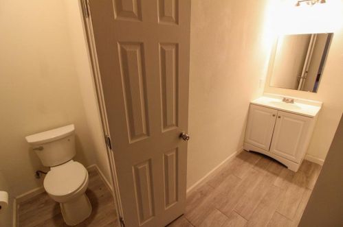 6705 Canal St, Austin TX  78741-3501 exterior