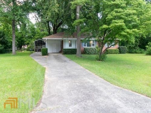 122 Anne Dr, Warner Robins, GA 31093-3149