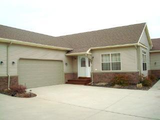 5045 Seaman Rd, Toledo, OH 43616-2601