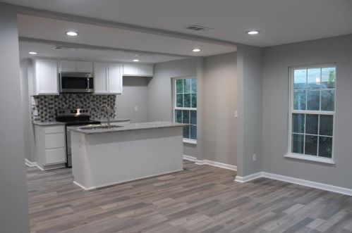 5917 Houghton Ave, Fort Worth TX  76107-6609 exterior
