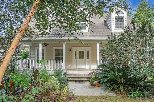 5524 Katy Hill Rd, Wadmalaw Is, SC 29487-6828