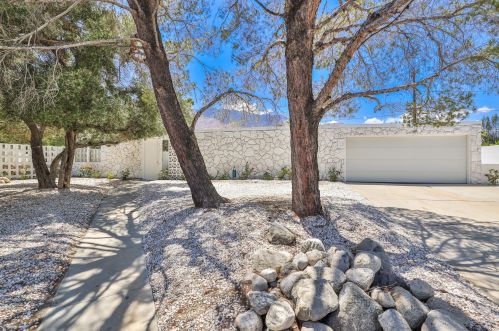 811 Grace Cir, Palm Springs, CA 92262-2231