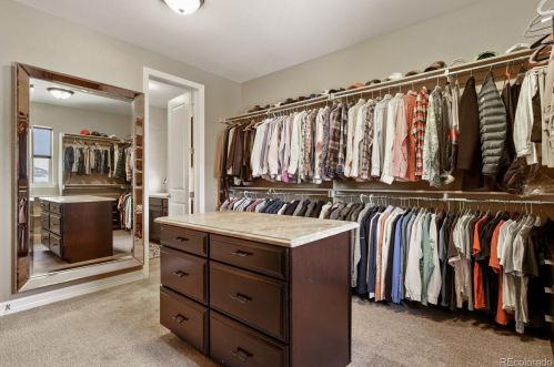 6374 Kewaunee Way, Aurora CO 80016-4310 exterior