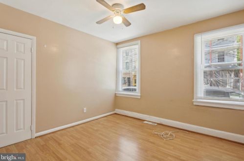 900 5 St, Philadelphia PA 19123-1455 exterior