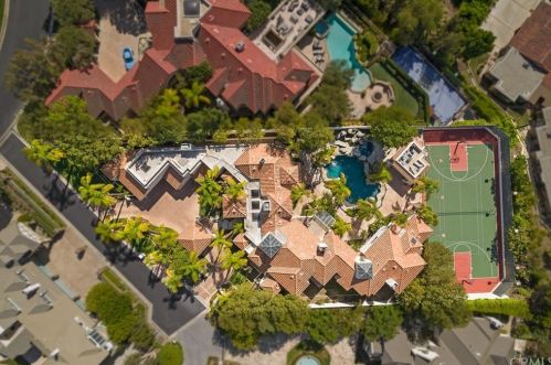 4831 Copa De Oro Dr, Anaheim, CA 92807-3636