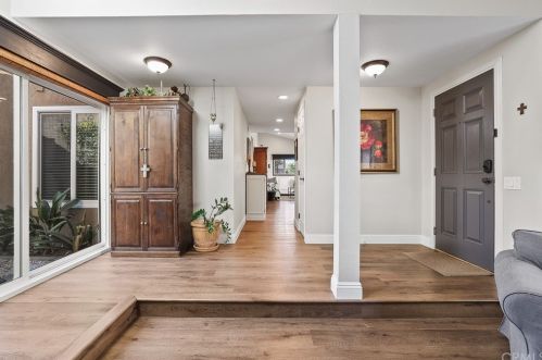 8 Campanero, Irvine CA  92620-1821 exterior