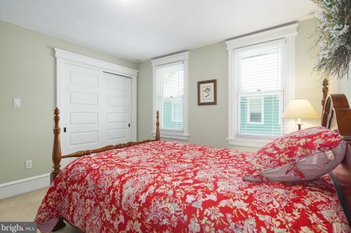 115 Lafayette Ave, Haddonfield NJ 08033-3332 exterior