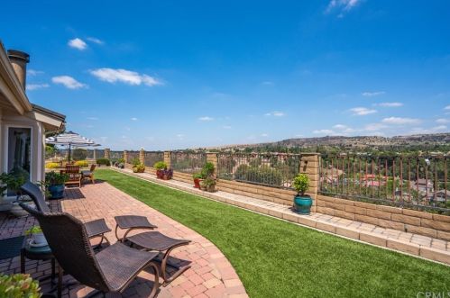 19827 Vista Hermosa Dr, Walnut, CA 91789-1736