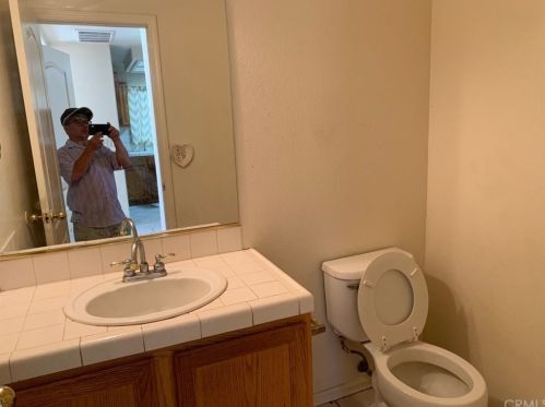 1021 Fedora Ave, Clovis, CA 93612-5846