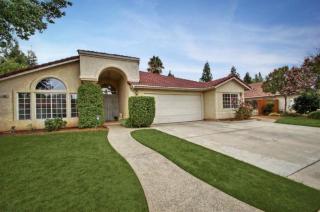 742 Mcarthur Ave, Clovis, CA 93611-1475