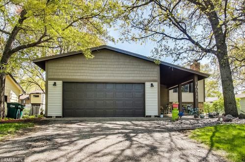 10511 Fillmore St, Minneapolis, MN 55434-3737