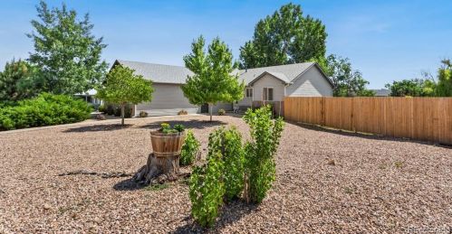 386 50th Avenue Pl, Greeley, CO 80634-4738