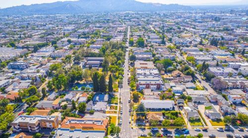 913 Maple St, Glendale CA  91205-1828 exterior