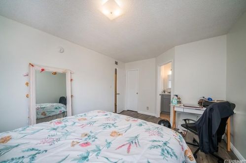 1447 Windsor Rd, Glendale CA  91205-2767 exterior