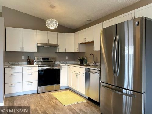 1265 Bridle Path Ct, Saint Paul MN  55110-2230 exterior