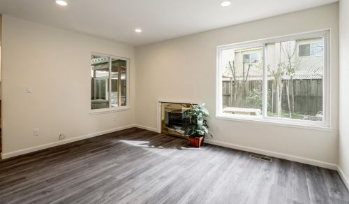1034 Dempsey Rd, Milpitas, CA 95035-6917