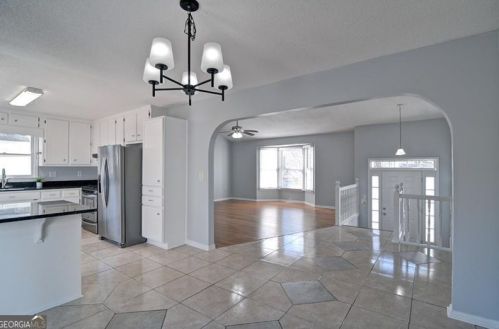 1192 Mountain Springs Dr, Kennesaw GA  30144-5611 exterior