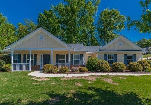 584 Jefferson Walk Cir, Jefferson, GA 30549-5573