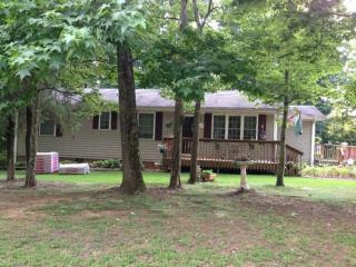 2263 Bevan Dr, Trinity, NC 27370-7602