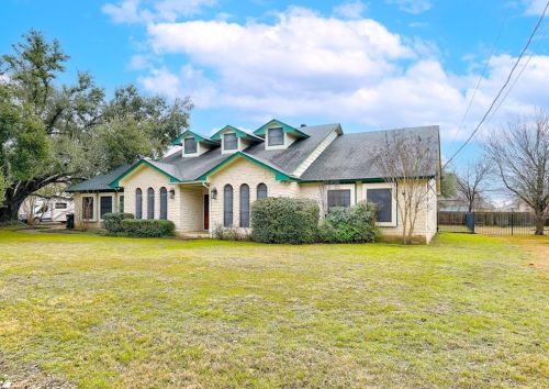 107 Olde Oak Dr, Georgetown, TX 78633-9360