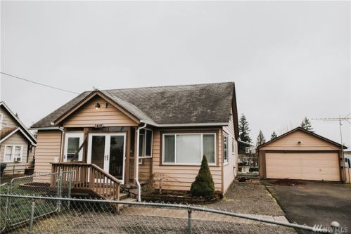 3414 Columbia Hts Rd, Longview WA  98632-9560 exterior