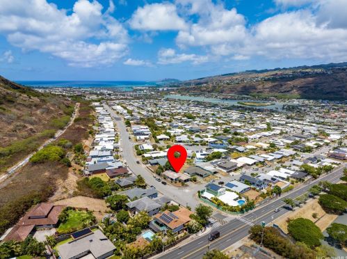 909 Aipo St, Honolulu HI  96825-2521 exterior