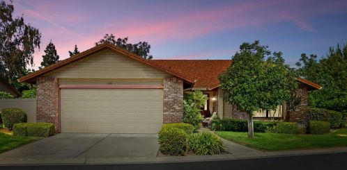 300 Garden Circle Dr, Manteca, CA 95336-9474