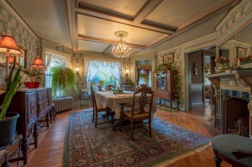40 Chestnut St, Tilton, NH 03276-5547