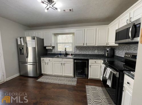 135 Ashley Creek Dr, Newnan GA  30263-4167 exterior
