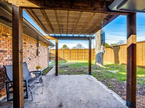 3225 Chapel Downs Dr, Dallas TX  75229-5834 exterior