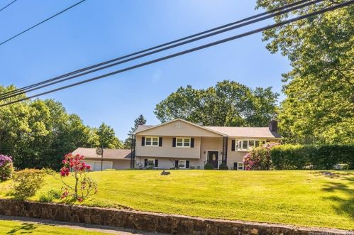 51 Tower Ln, Huntington, CT 06484-3555