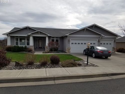 102 Johns Ln, Cayuse, OR 97801-1455