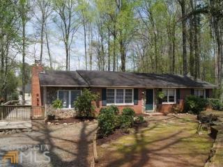 2842 Bob Cox Rd, Marietta, GA 30064-1847