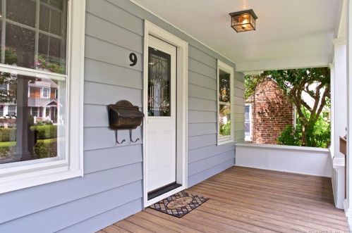 9 Melrose Ave, Norwalk, CT 06855-2106