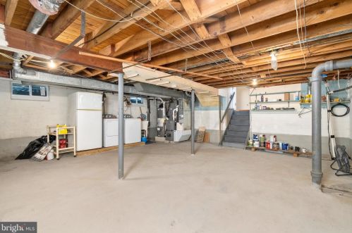 46 Copperfield Dr, Trenton NJ  08610-2031 exterior